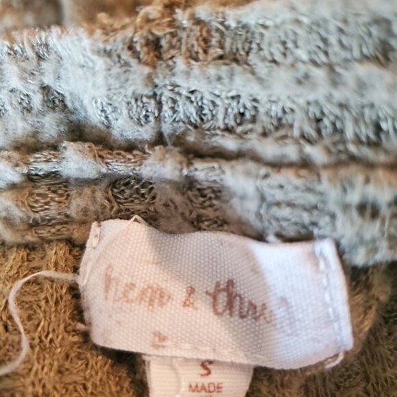 Hem & Thread Soft Cozy Olive Green Waffle Knit Oversized Cardigan Small-Large - Picture 9 of 10